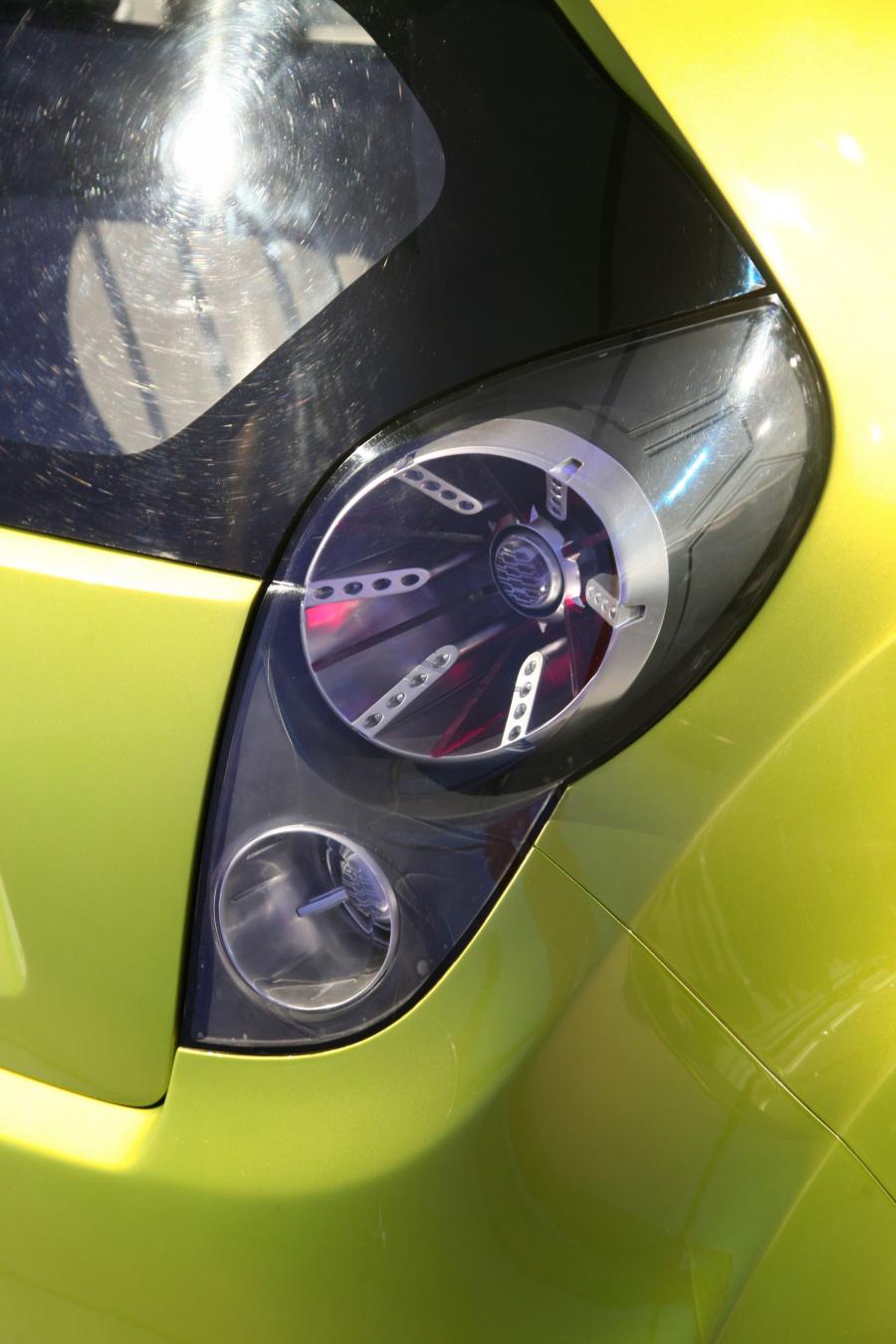  Chevrolet Beat Concept 2007 года  (фото 29 из 104)